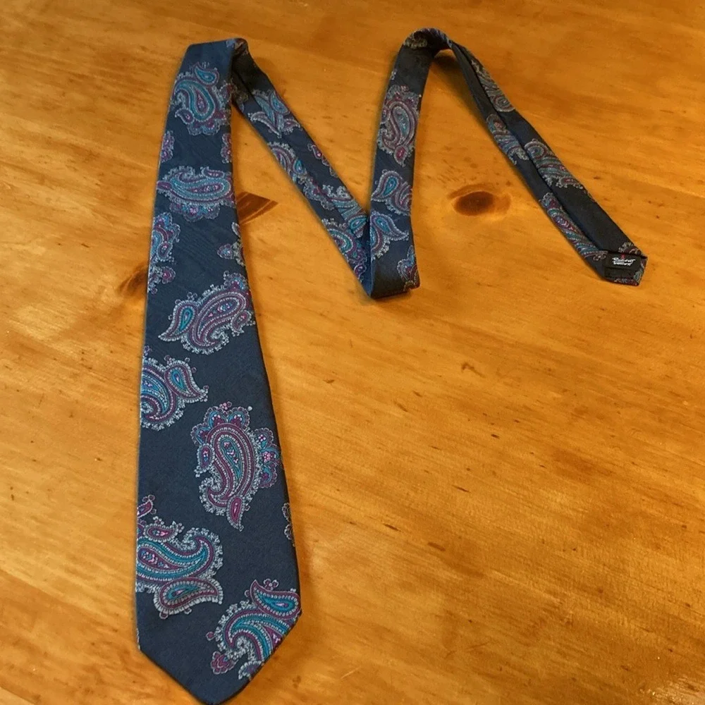 Robert Talbott‎ for Bachrachs Silk Paisley Tie Hand Printed Italy Made in USA